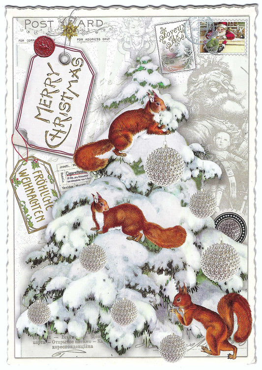 Edition Tausendschön Christmas Postcard – Squirrels Around Decorated Tree with “Merry Christmas” Greeting – Glitter Details, Serrated Edge, Art Paper – Holiday Mail for Postcrossing, Snail Mail, and Collectors