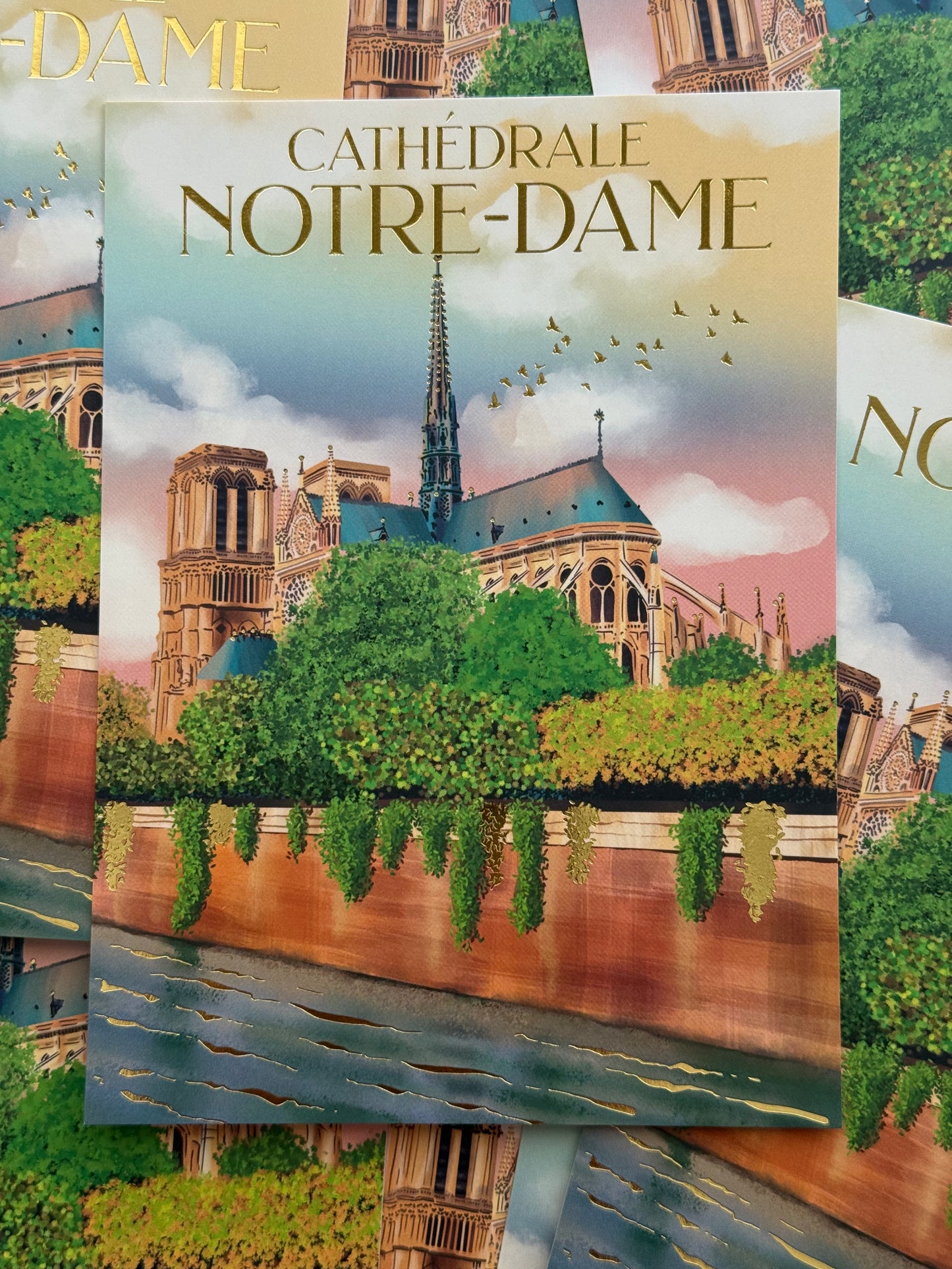 Editor - Art of Emotion Postcard - Cathédrale Notre-Dame - Paris - France - Postcard with gold foil details